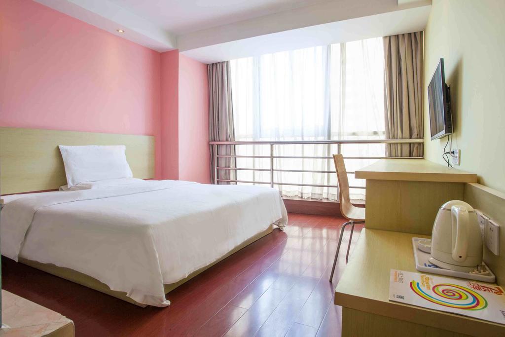 7Days Inn Yueyang East Maoling Pedestrain Street Exterior photo